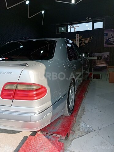 Mercedes E 220 d 1999, 250,000 km - 2.2 l - Zərdab