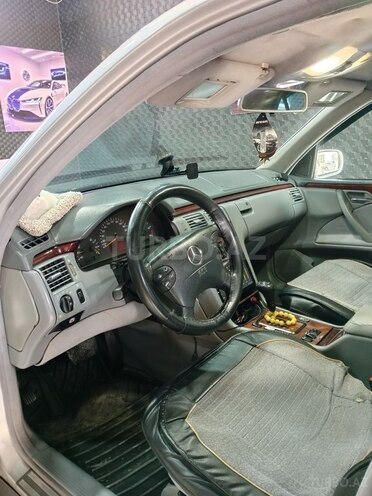 Mercedes E 220 d 1999, 250,000 km - 2.2 l - Zərdab