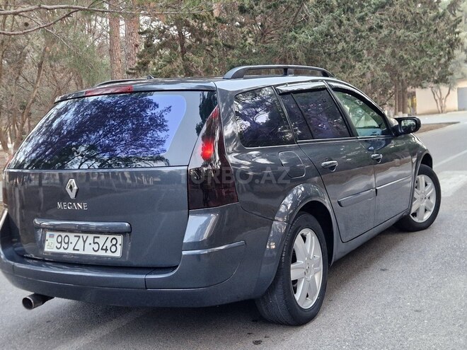 Renault Megane-12