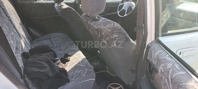 Mitsubishi Pajero io 1998, 123,000 km - 1.8 l - Qazax