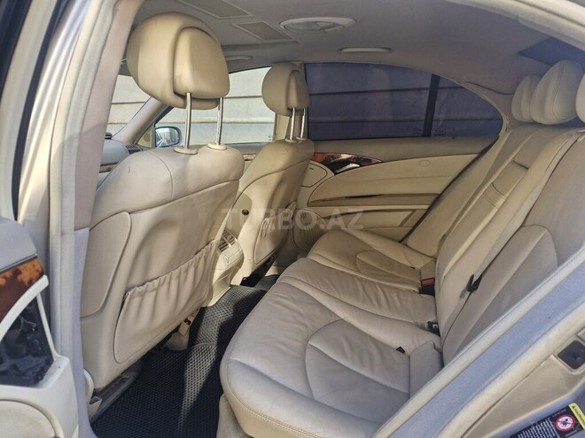 Mercedes E 320 2003, 189,000 km - 3.2 l - Bakı