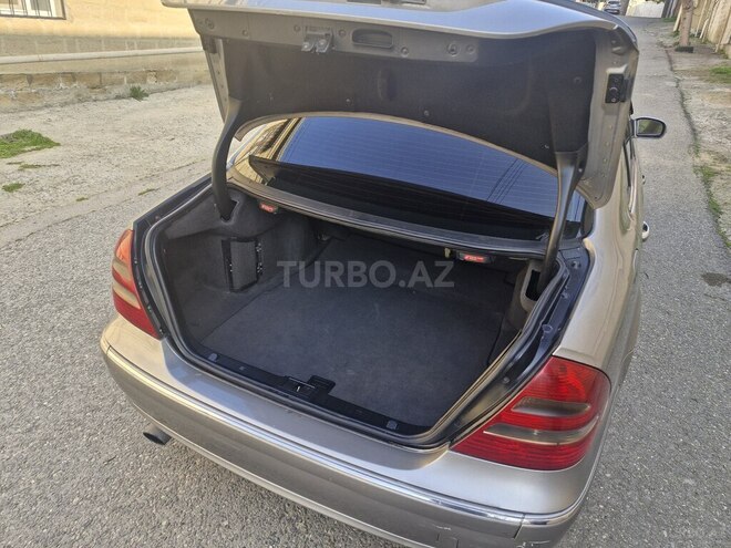 Mercedes E 320 2003, 189,000 km - 3.2 l - Bakı