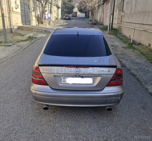 Mercedes E 320 2003, 189,000 km - 3.2 l - Bakı