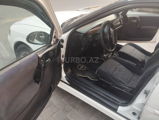 Opel Vectra 2000, 380,000 km - 1.8 l - Sumqayıt