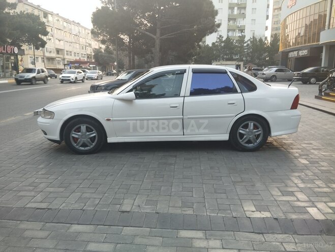 Opel Vectra 2000, 380,000 km - 1.8 l - Sumqayıt