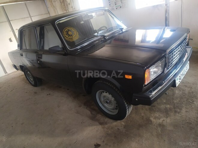 LADA (VAZ) 2107 2011, 95,000 km - 1.6 l - Salyan