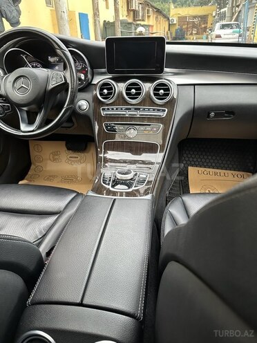 Mercedes C 300 4MATIC 2017, 179,000 km - 2.0 л - Bakı