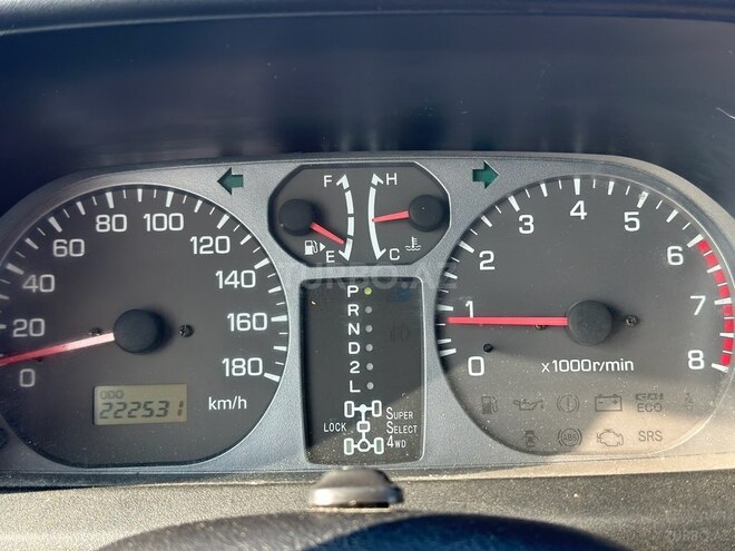 Mitsubishi Pajero io 2000, 221,124 km - 2.0 л - Bakı