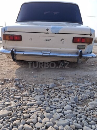 LADA (VAZ) 21011 1978, 95,000 km - 1.3 l - Salyan