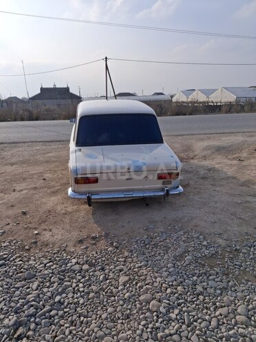 LADA (VAZ) 21011 1978, 95,000 km - 1.3 l - Salyan