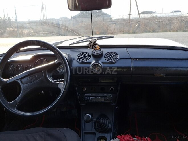 LADA (VAZ) 21011 1978, 95,000 km - 1.3 l - Salyan