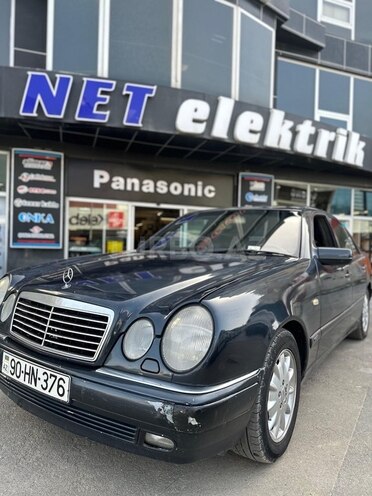 Mercedes E 230 1995, 385,000 km - 2.3 л - Bakı