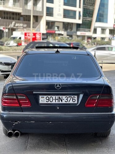 Mercedes E 230 1995, 385,000 km - 2.3 л - Bakı