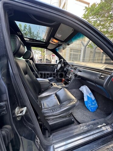 Mercedes E 230 1995, 385,000 km - 2.3 л - Bakı