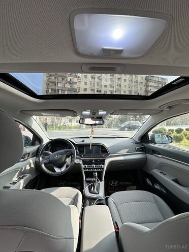 Hyundai Elantra 2019, 66,000 km - 2.0 l - Bakı