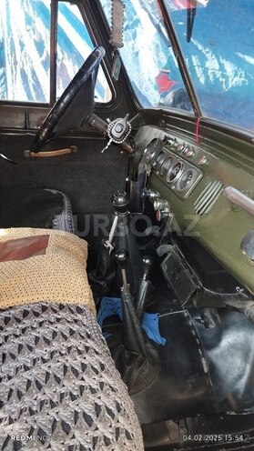 UAZ 469-7