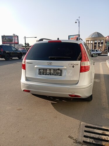 Hyundai i30 2010, 241,110 km - 1.4 л - Gəncə