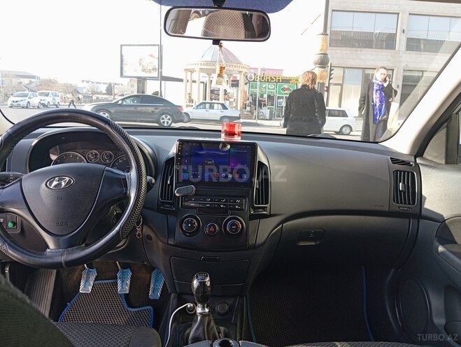 Hyundai i30 2010, 241,110 km - 1.4 л - Gəncə
