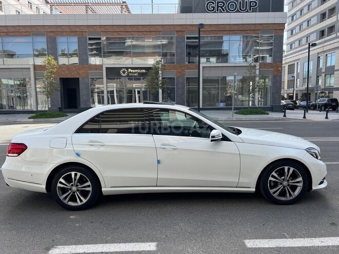 Mercedes E 220 d-5