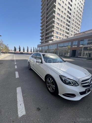 Mercedes E 220 d-17