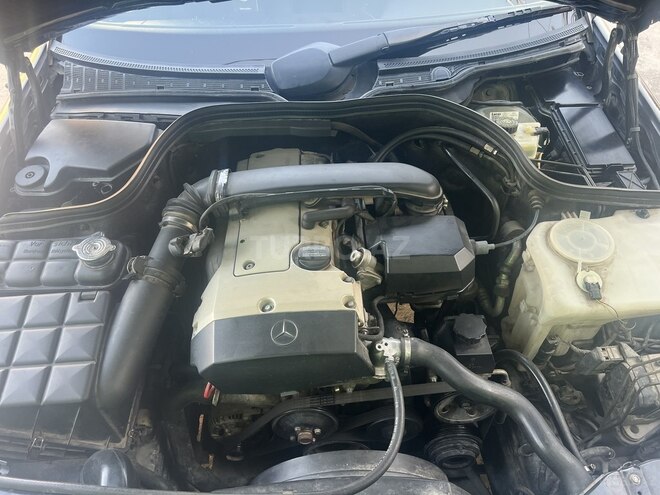 Mercedes C 180 1997, 325,000 km - 1.8 л - Yevlax