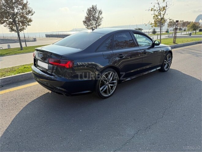 Audi A6-4