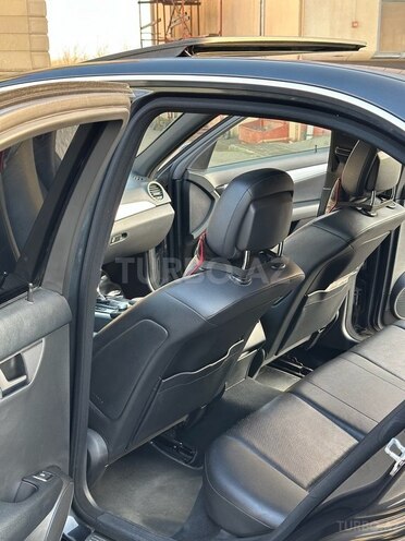 Mercedes C 250 2012, 210,000 km - 1.8 л - İmişli