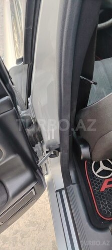 Mercedes E 270 2000, 540,245 km - 2.7 l - İmişli