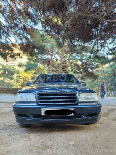 Mercedes C 240 1997, 290,527 km - 2.4 л - Bakı