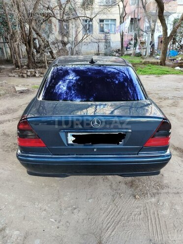 Mercedes C 240 1997, 290,527 km - 2.4 л - Bakı