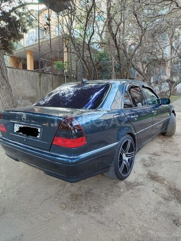 Mercedes C 240 1997, 290,527 km - 2.4 л - Bakı