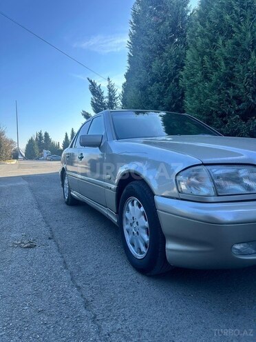 Mercedes C 240 1999, 485,000 km - 2.4 l - Ağstafa