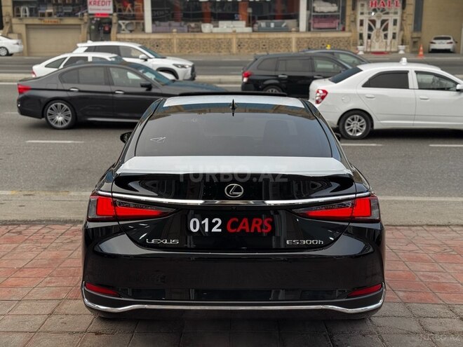 Lexus ES 300h-2