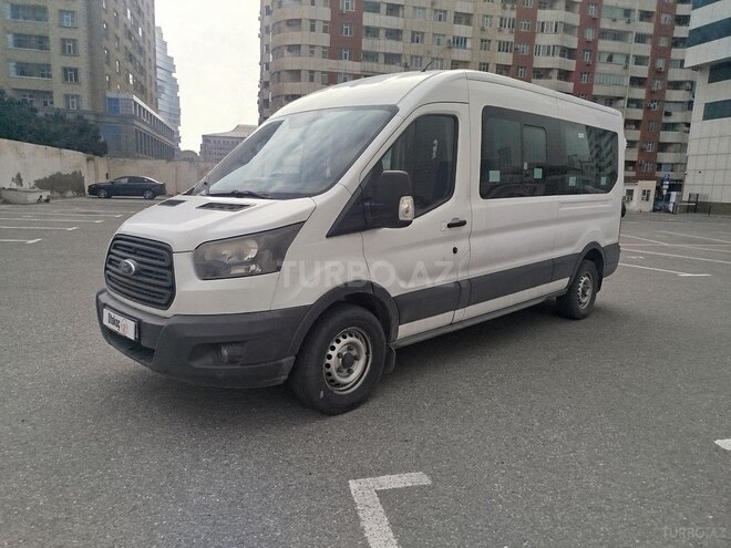 Ford Transit-1