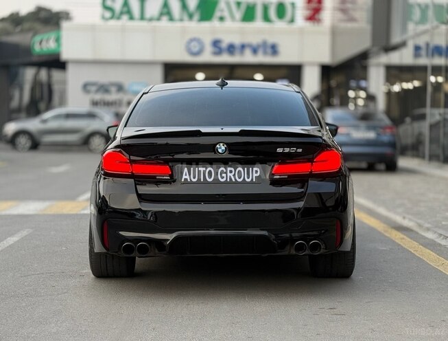 BMW 530e-6
