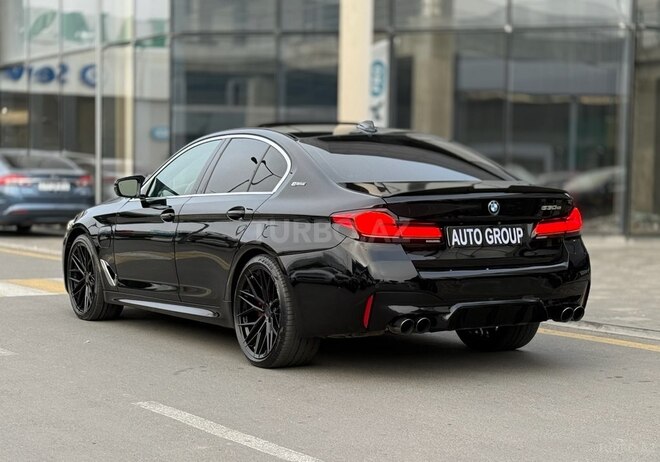 BMW 530e-8