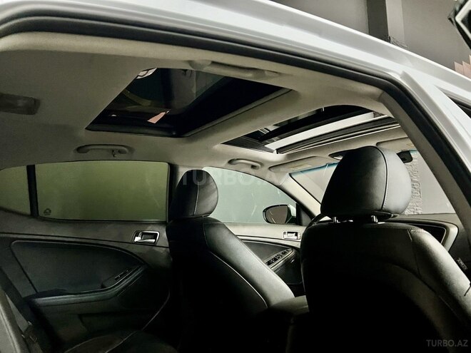 Kia Optima-11
