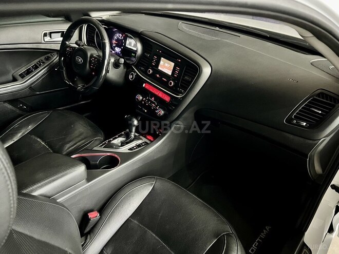 Kia Optima-12