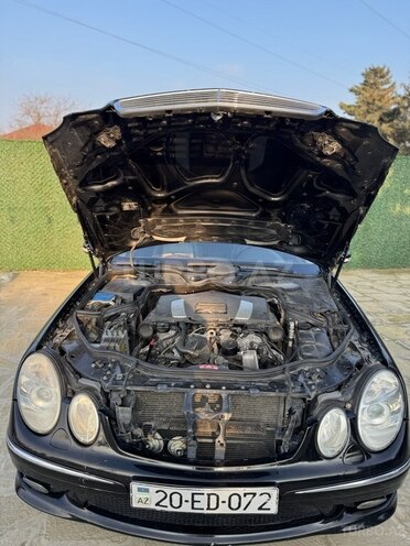 Mercedes E 350 2005, 356,000 km - 3.5 l - Bakı