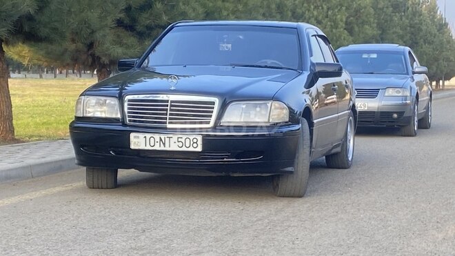 Mercedes C 180 1995, 365,000 km - 1.8 l - Masallı