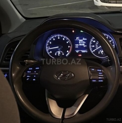 Hyundai Elantra 2019, 120,701 km - 2.0 л - Bakı