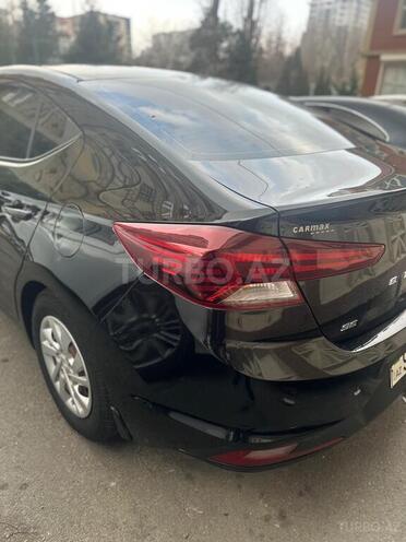 Hyundai Elantra 2019, 120,701 km - 2.0 л - Bakı
