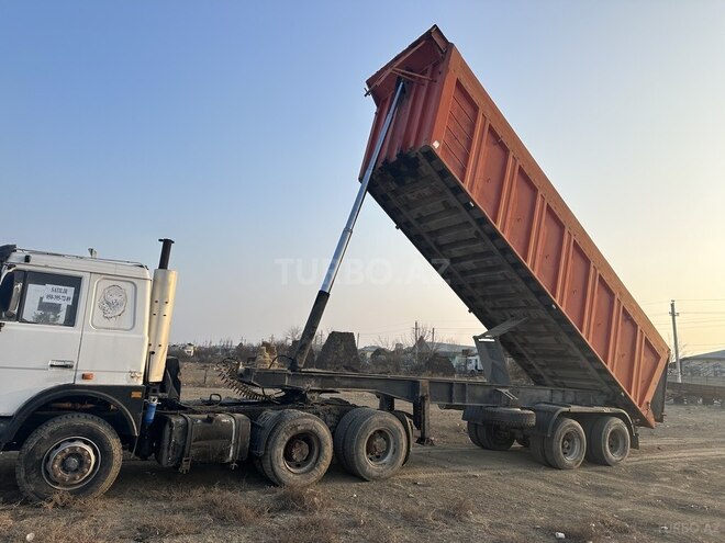 MAZ 642208-9