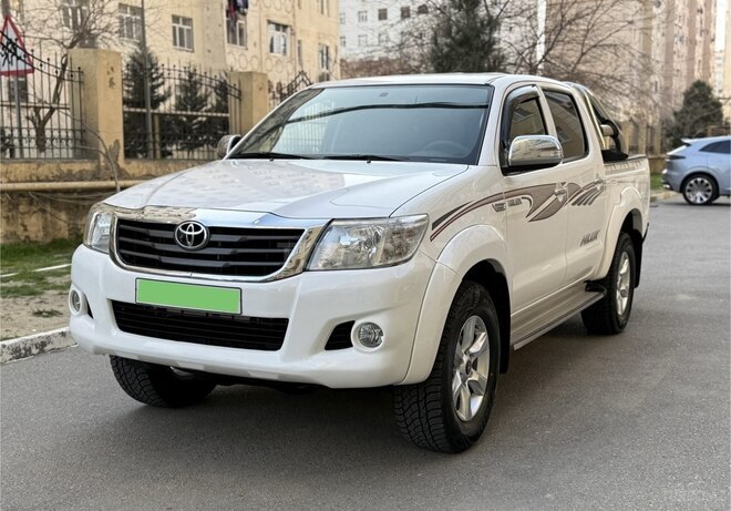 Toyota Hilux 2012, 183,440 km - 2.5 l - Bakı