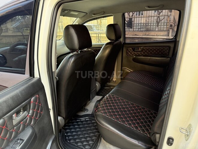 Toyota Hilux 2012, 183,440 km - 2.5 l - Bakı