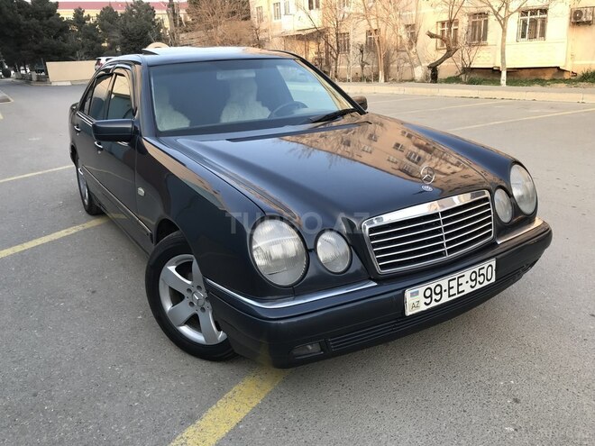 Mercedes E 240 1999, 387,000 km - 2.4 l - Sumqayıt