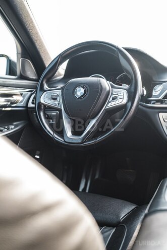 BMW 740 2016, 130,000 km - 3.0 l - Bakı