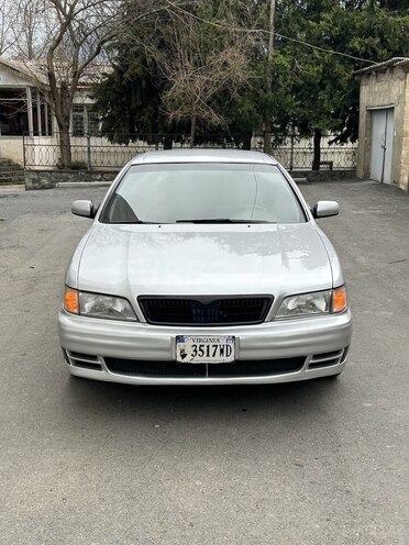 Nissan Maxima 1999, 700,000 km - 3.0 l - Qax