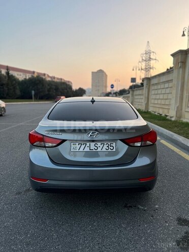 Hyundai Elantra 2015, 95,000 km - 1.8 l - Bakı
