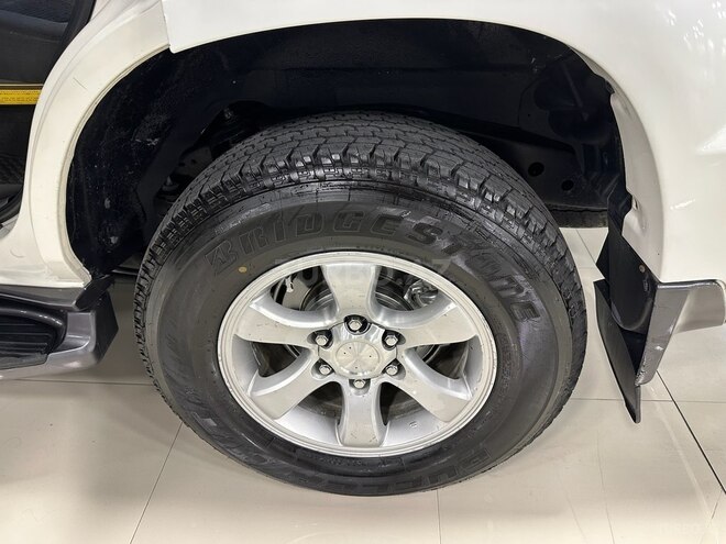 Toyota Land Cruiser Prado-20